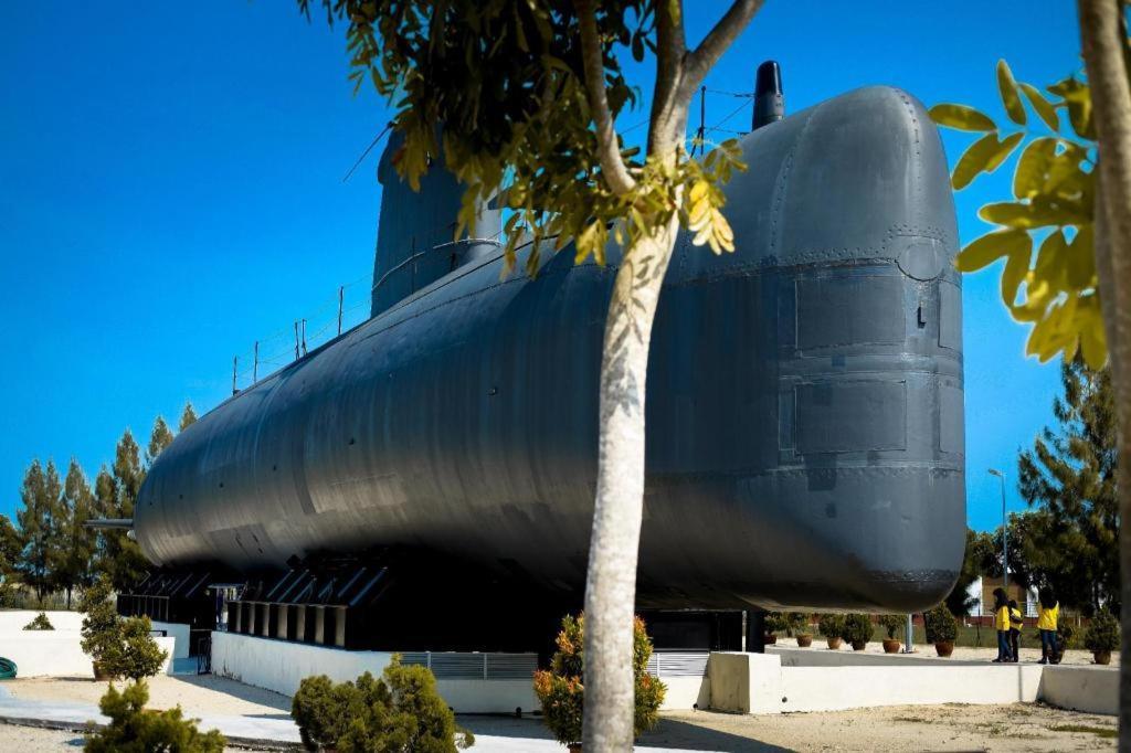 Hatten Place Melaka מראה חיצוני תמונה The submarine museum